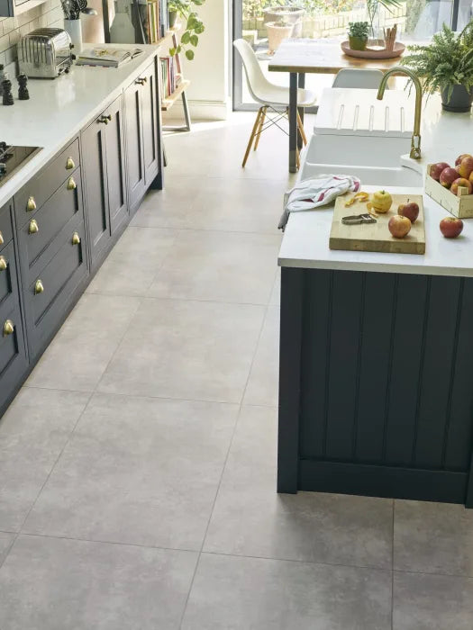 Villa concrete LVT Amtico en dalle