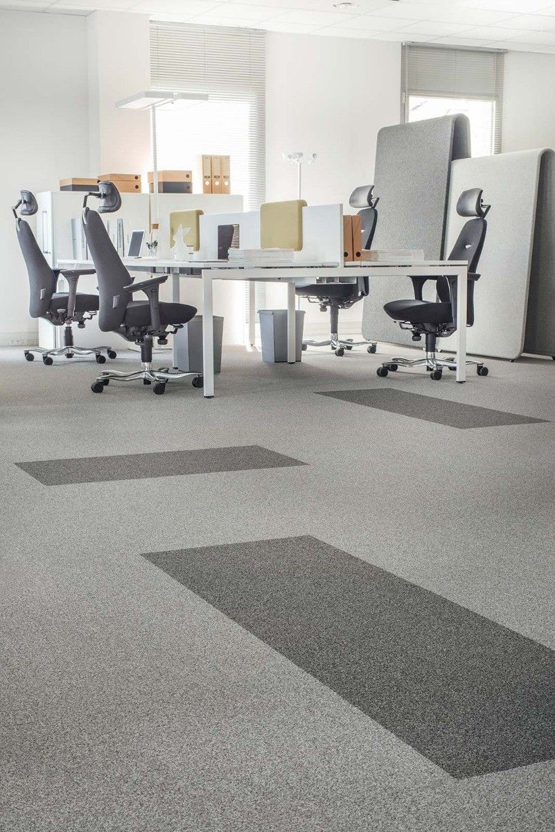 Bouclée lead tile carpet 50x50cm L480-630