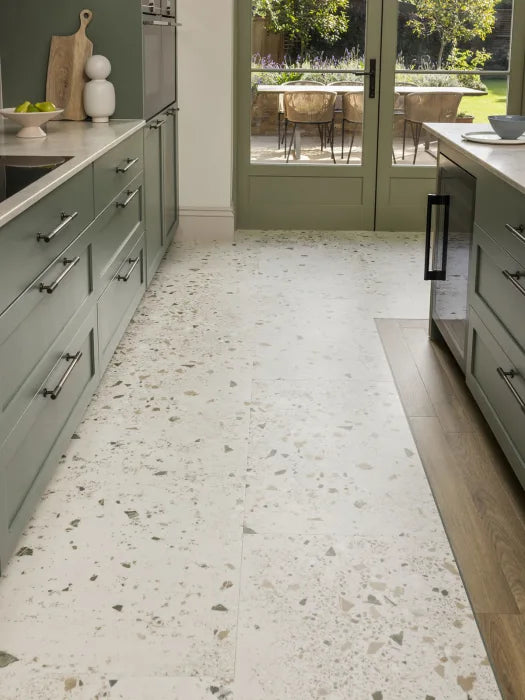 Garda Tarrazzo LVT Amtico en dalle