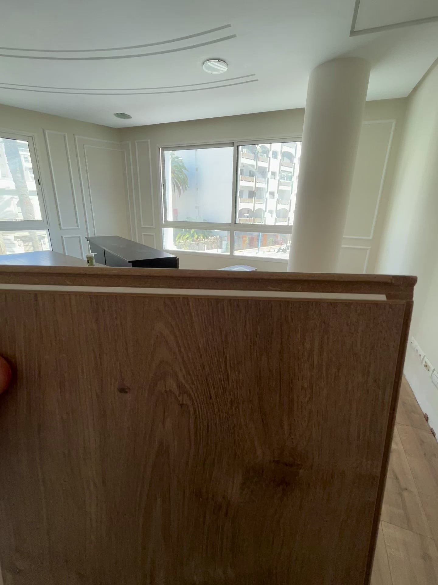 Load video: Taylor Oak Laminate Flooring 8mm HDF - Carton 2.17 m2