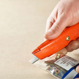 STANLEY® self-retracting safety cutter